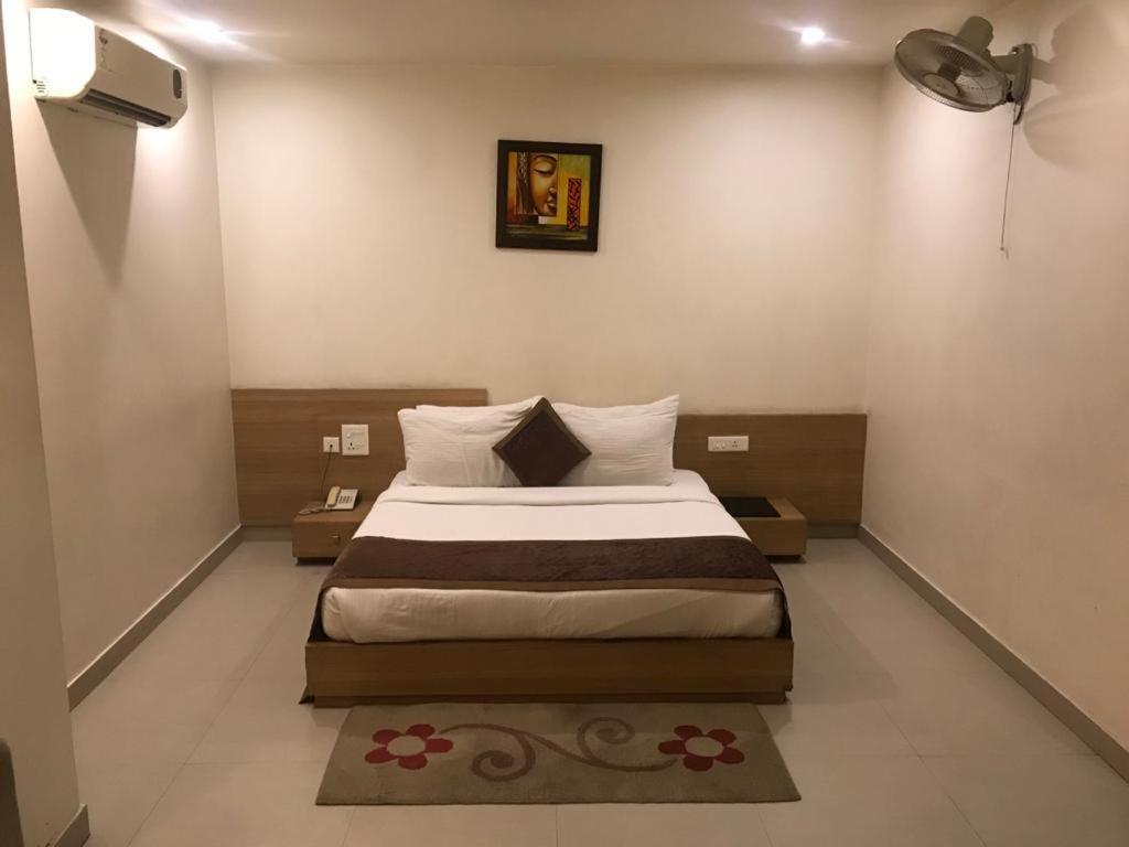Hotel City Square Hisar Ngoại thất bức ảnh