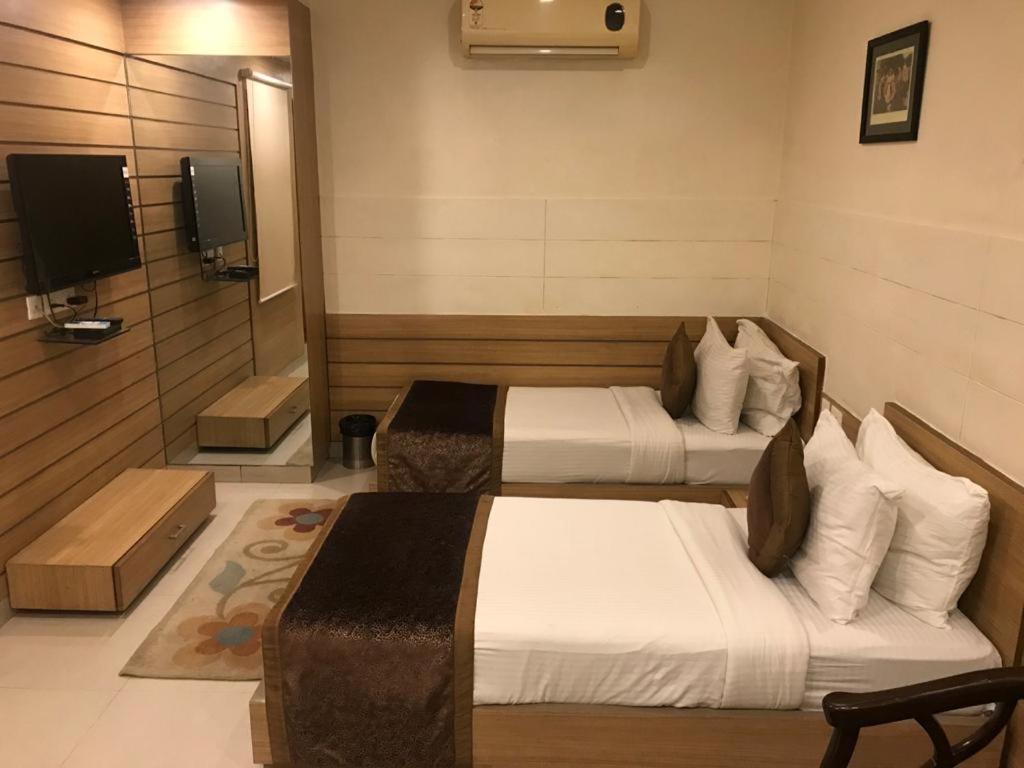 Hotel City Square Hisar Ngoại thất bức ảnh